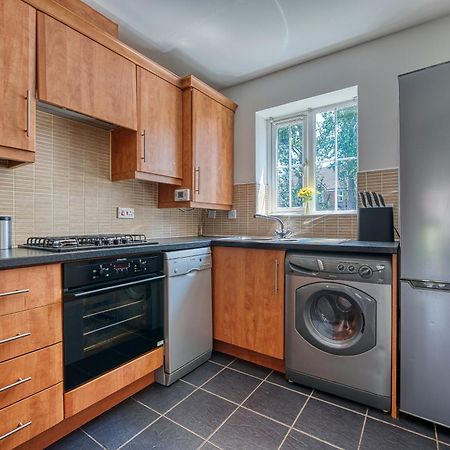 Nec Exhibitor Home, Stay Near Birmingham Airport Екстериор снимка