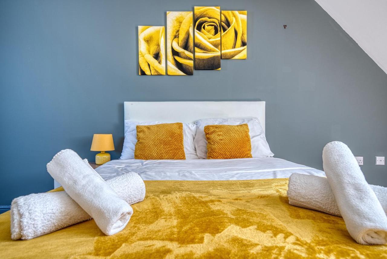 Nec Exhibitor Home, Stay Near Birmingham Airport Екстериор снимка