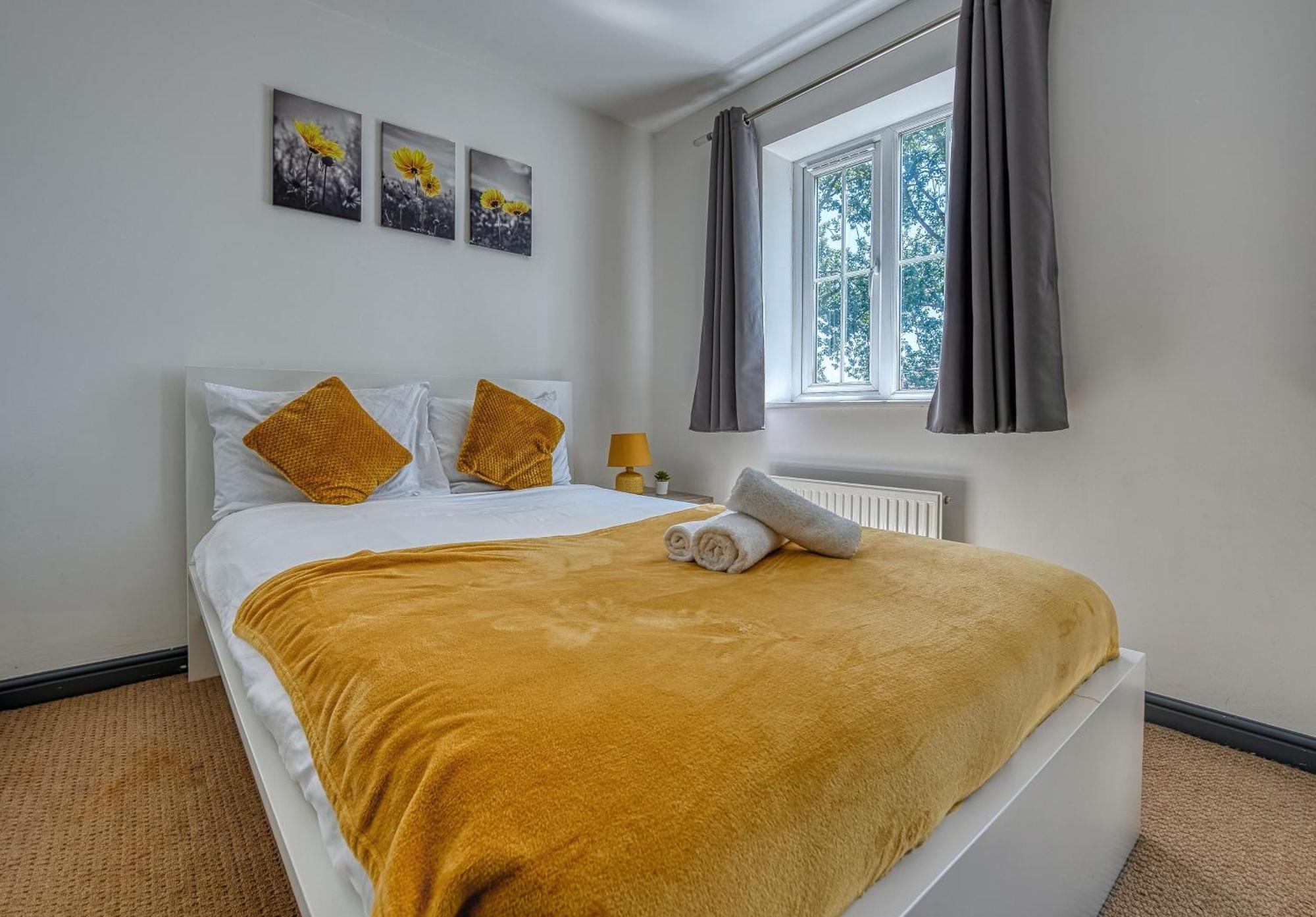 Nec Exhibitor Home, Stay Near Birmingham Airport Екстериор снимка