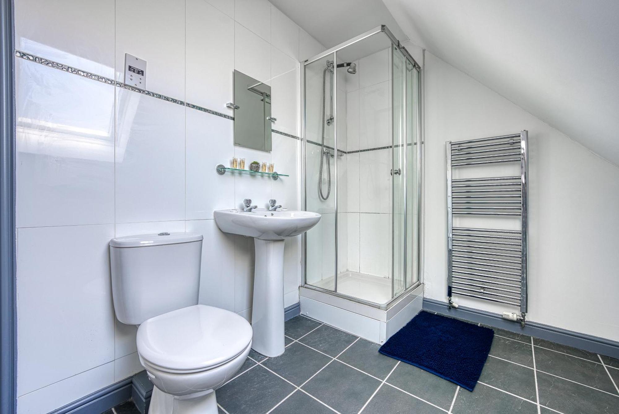 Nec Exhibitor Home, Stay Near Birmingham Airport Екстериор снимка