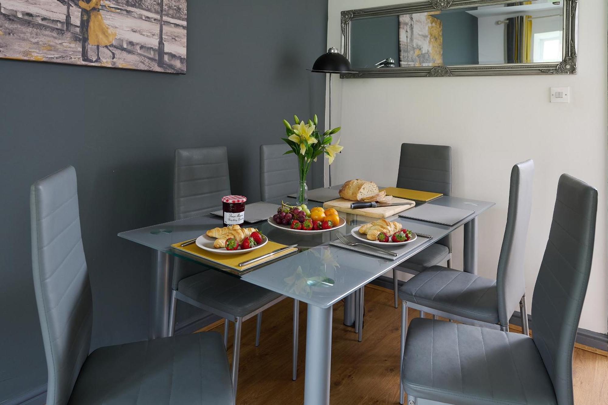 Nec Exhibitor Home, Stay Near Birmingham Airport Екстериор снимка