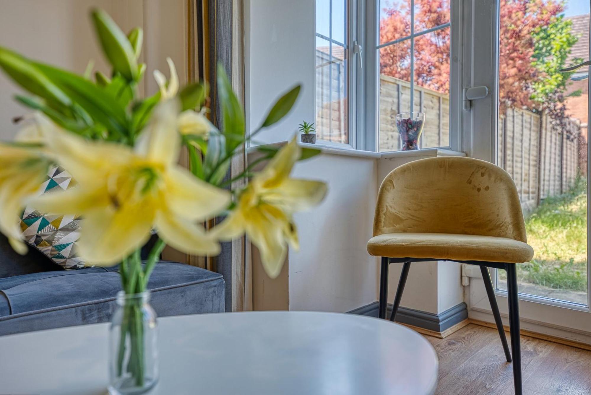 Nec Exhibitor Home, Stay Near Birmingham Airport Екстериор снимка