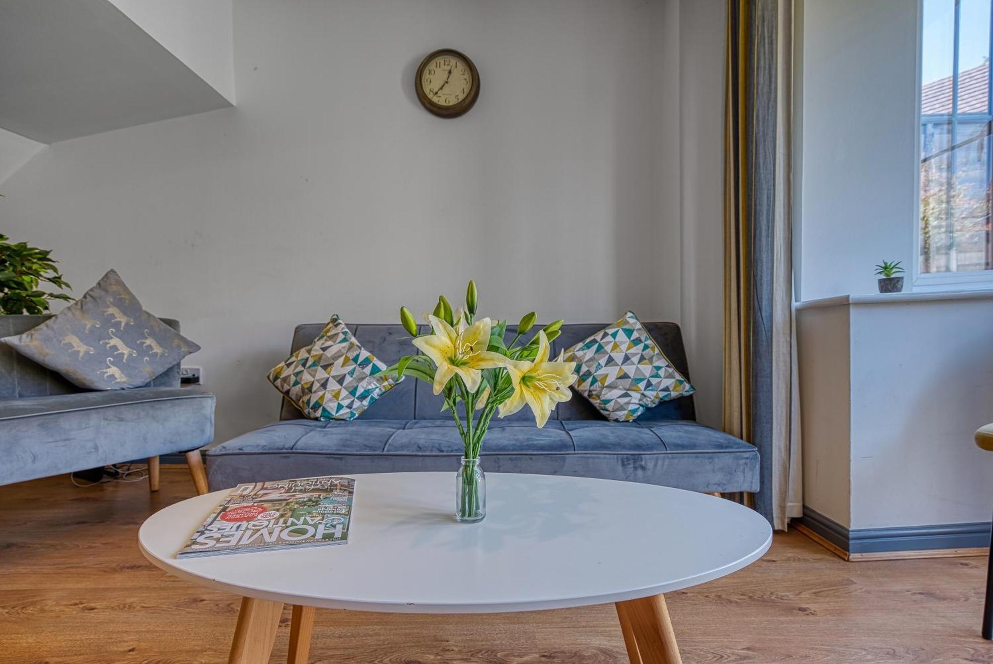 Nec Exhibitor Home, Stay Near Birmingham Airport Екстериор снимка